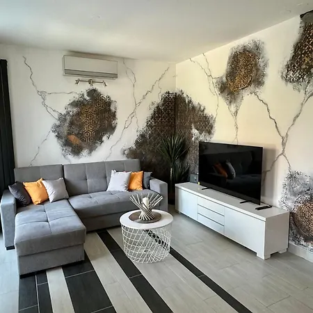 Apartment Nautilus